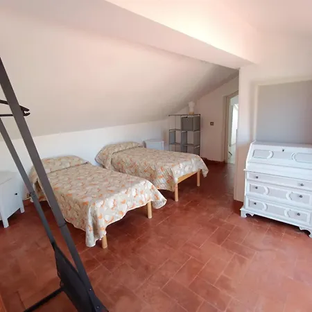Casa In Giardino A Pochi Passi Dal Mare パレルモ