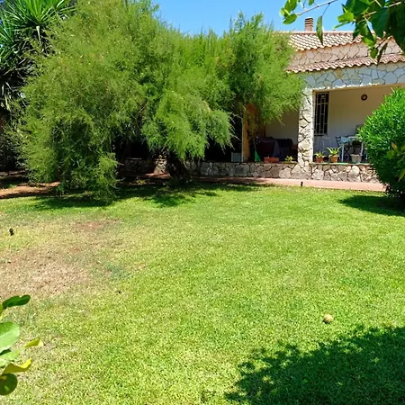 Holiday home Casa In Giardino A Pochi Passi Dal Mare